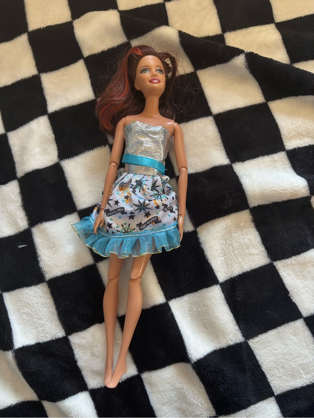 Barbie doll with mivesvle legs and arms